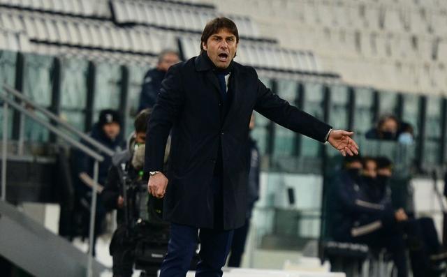  球星慈善赛温暖开踢，爱心捐款突破纪录  